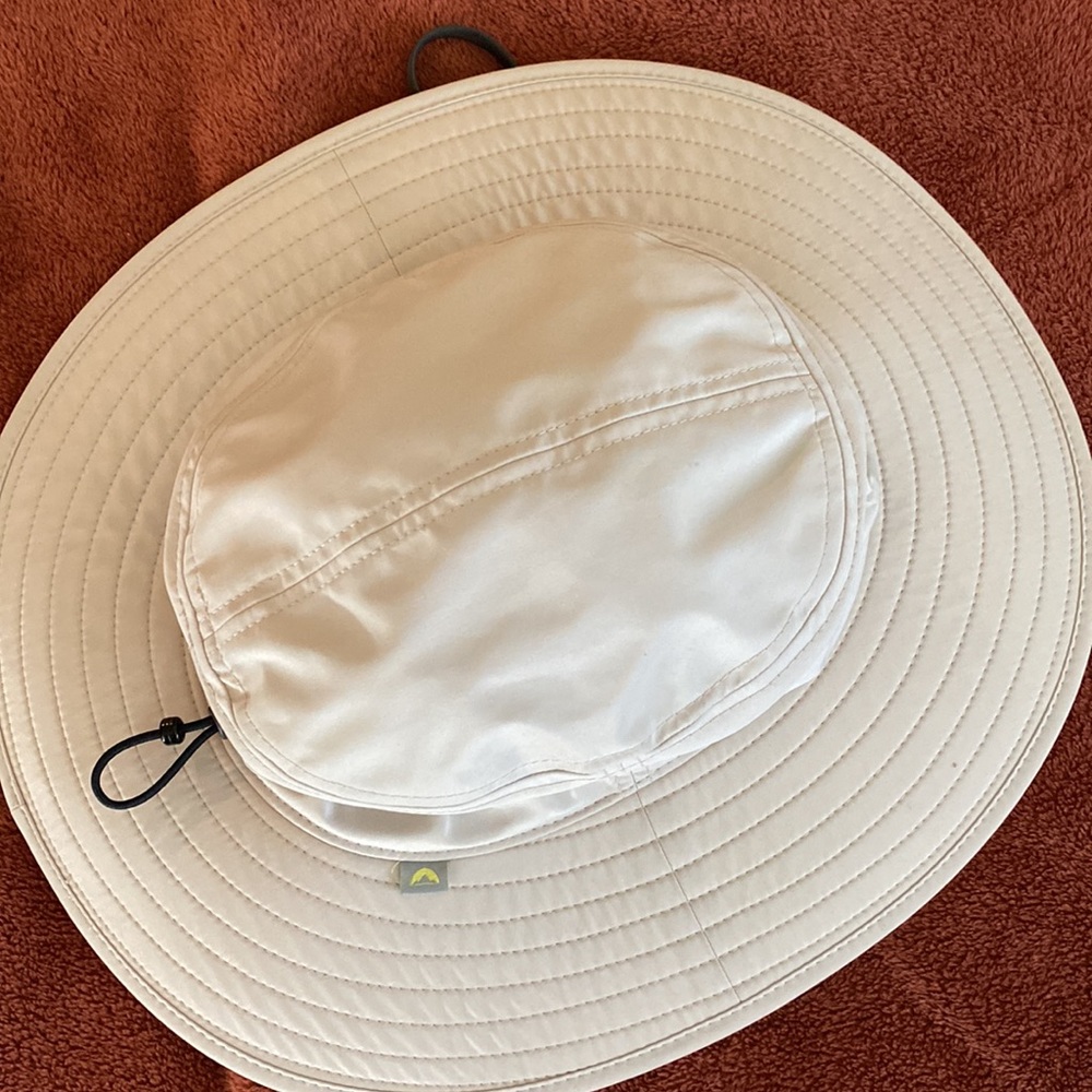 Cream Sun Hat - Picture 2 of 7